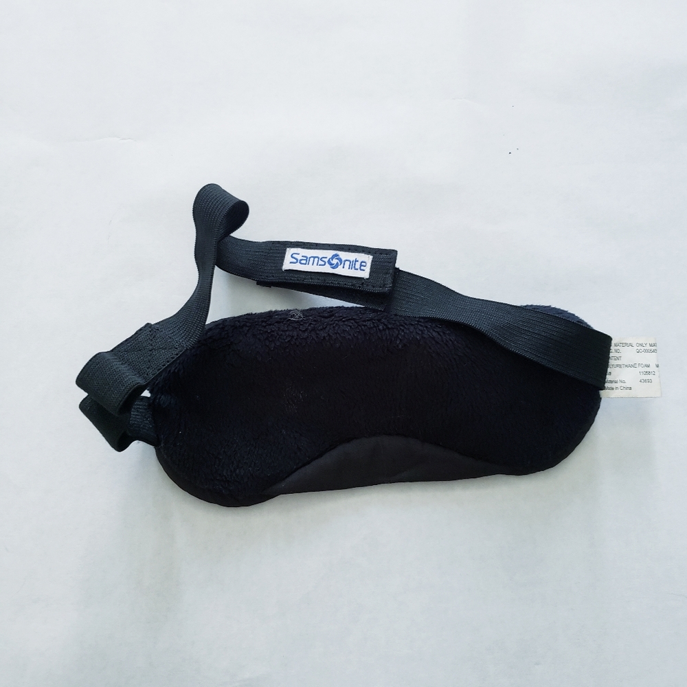 Samsonite Eye Mask - Picture 2 of 4